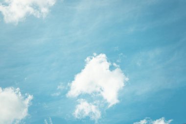 Brezilya'da Sonbahar Bulutlu Gökyüzü