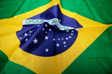 Brezilya bayrağı yoğurulu - Dramatik görüntü.