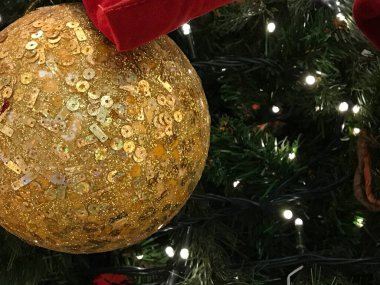 Noel konsepti. Modern süs arkaplanı, metin için boşluk.