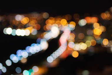 Renkli bokeh şehir ışıkları, soyut arkaplan konsepti resmi
