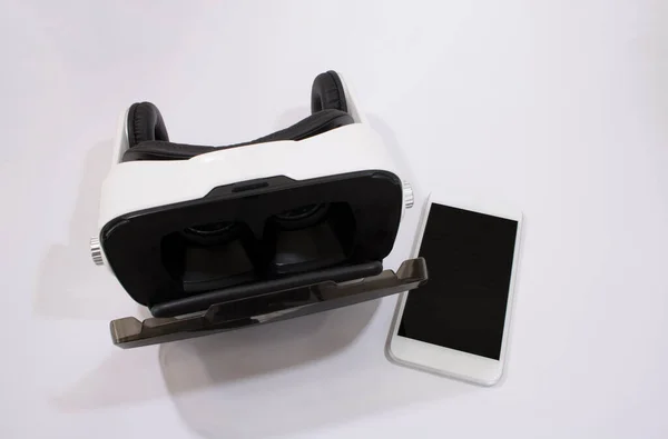 Gafas Casco Realidad Virtual Con Teléfono Celular Aislado Sobre Fondo — Foto de Stock