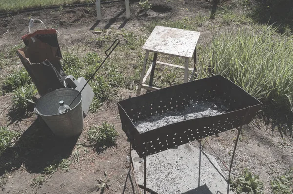 Инструменты для изготовления типичного для России жареного мяса — стоковое фото