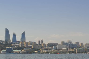 Hazar denizinden Bakü şehir manzarası