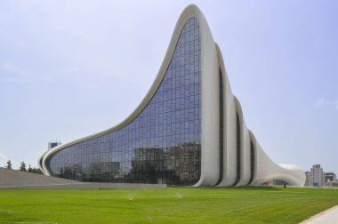 Haydar Aliyev Merkezi Manzarası