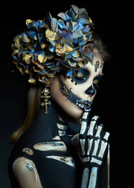 Retrato Belleza Halloween Una Mujer Esqueleto Muerte Maquillaje Cara Chica — Foto de Stock