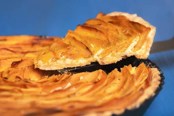 Rebanada de tarta de camote de cerca — Foto de Stock