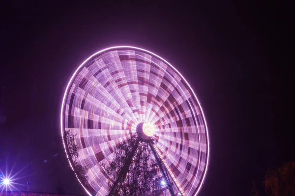 Grande Roue Mouvement Parc Attractions Illumination Nocturne Longue Exposition — Photo