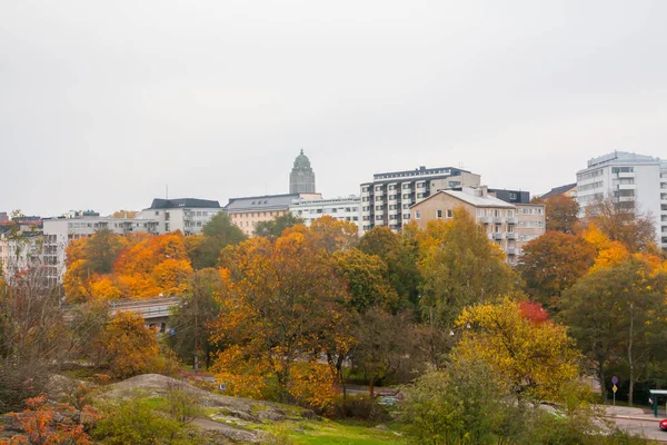 赫尔辛基 卡利奥区城市景观秋季 — 图库照片