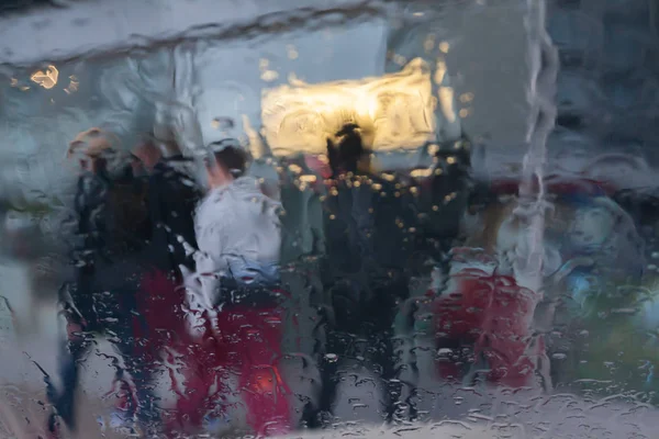 Rain Drops Car Glass Focus Raindrops View Street People — Stock Photo, Image