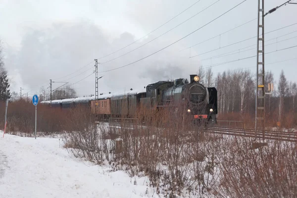 Velho Trem Vapor Retro Manhã Inverno Finlândia — Fotografia de Stock