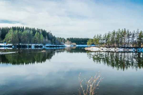 Spring landscape on the river Kymijoki, Kouvola, Finland — Stock Photo, Image