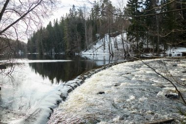 Jokelanjoki, Kouvola, Finlandiya 'da baraj ve eşiği