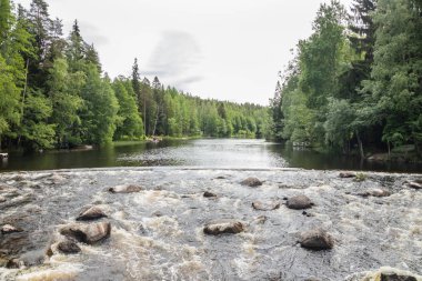 Jokelanjoki Nehri'nde baraj, Kouvola, Finlandiya