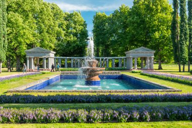 Naantali, Finlandiya - 28 Haziran 2019: Kultaranta, Finlandiya Cumhurbaşkanı'nın resmi yazlık konutu.