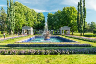Naantali, Finlandiya - 28 Haziran 2019: Kultaranta, Finlandiya Cumhurbaşkanı'nın resmi yazlık konutu.