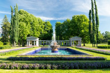 Naantali, Finlandiya - 28 Haziran 2019: Kultaranta, Finlandiya Cumhurbaşkanı'nın resmi yazlık konutu.