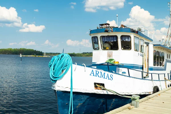 Lappeenranta, Finlandia - 20 de junio de 2019: Puerto de Lappeenranta con yates y barcos en un día soleado de verano — Foto de Stock