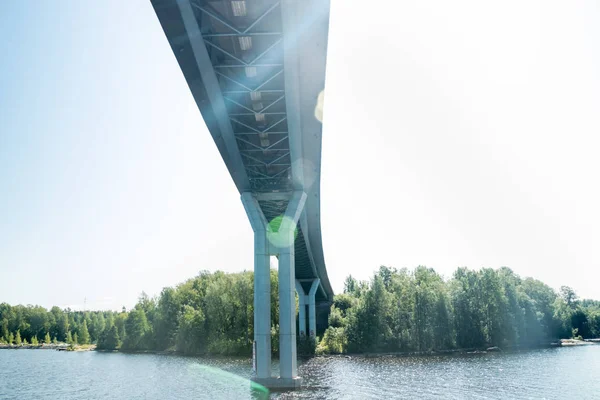 Luukkaansalmi bridge in Lappeenranta, Finland. View from the lake Saimaa. — Stock Photo, Image