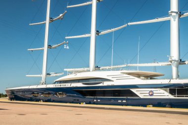 Kotka, Finlandiya - 28 Ağustos 2019: Süper lüks yat Black Pearl 