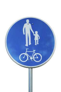 Beyaz arka planda izole bisiklet ve yayalar için yol işareti