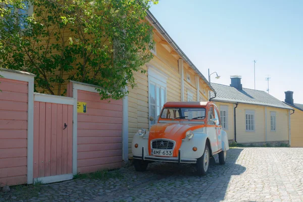 Porvoo Finlande Juin 2020 Belle Rue Avec Lilas Blanc Fleuri — Photo