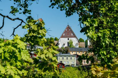 Porvoo Katedrali ve eski Porvoo kasabasının güzel panoramik manzarası