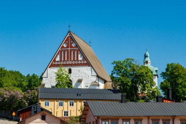 Porvoo Katedrali ve eski Porvoo kasabasının güzel panoramik manzarası