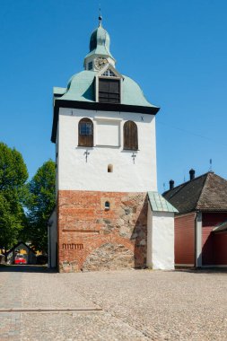 Porvoo Katedrali 'nin eski Porvoo kasabasındaki güzel çan kulesi.