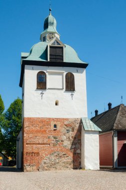 Porvoo Katedrali 'nin eski Porvoo kasabasındaki güzel çan kulesi.