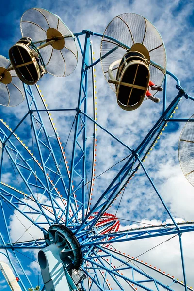 Ride Carousel Motion Amusement Park Sunny Day — Stock Photo, Image
