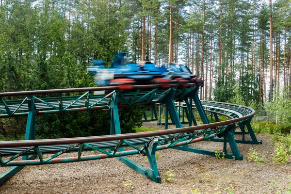 Ride Roller Coaster Mouvement Dans Parc Attractions Jour Été — Photo