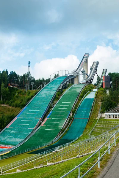 Lahti Finnland August 2020 Lahti Sportzentrum Mit Drei Sprungtürmen Sportler — Stockfoto