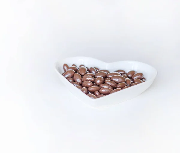 Nueces Dispuestas Forma Corazón Sobre Fondo Imagen Comida Cerrar Caramelos — Foto de Stock