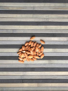 Arka plan görüntüsü için sağlıklı gıda kadar badem fındık kapatın. Doku