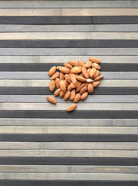Arka plan görüntüsü için sağlıklı gıda kadar badem fındık kapatın. Doku