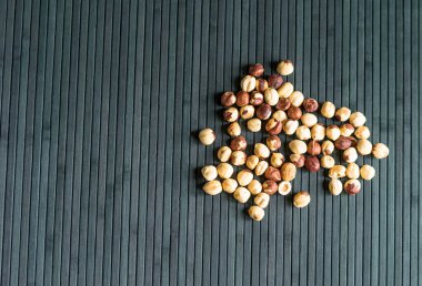 Arka plan görüntüsü için sağlıklı gıda fındık kadar kapatın. Fındık doku üzerinde Üstten Görünüm