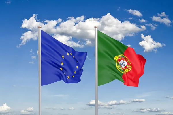 Европейский Союз Против Португалии Толстые Шелковистые Флаги Европейского Союза Португалии — стоковое фото