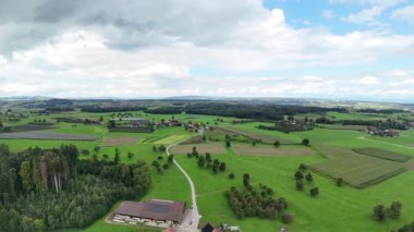 Almanya 'da insansız hava aracı manzaralı güzel bir manzara..