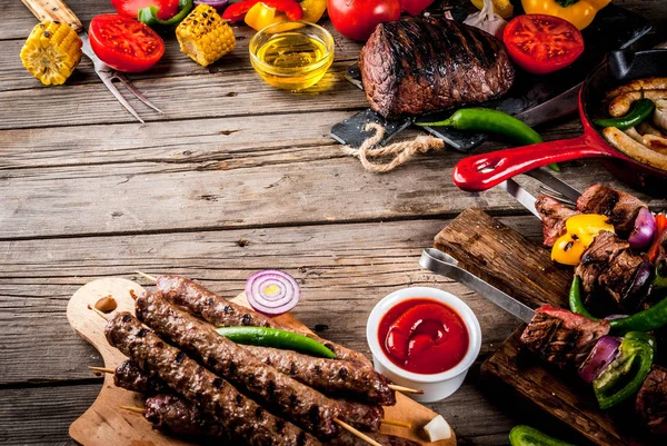 Surtido Diversos Alimentos Barbacoa Parrilla Carne Barbacoa Fiesta Fest Shish — Foto de Stock
