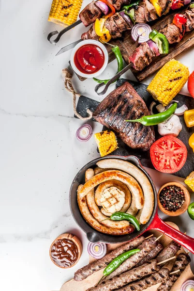 Választék Különböző Barbecue Grill Hús Grill Party Fest Shish Kebab — Stock Fotó