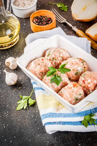 Boulettes Poulet Dinde Maison Crues Dans Plat Allant Four Fond — Photo