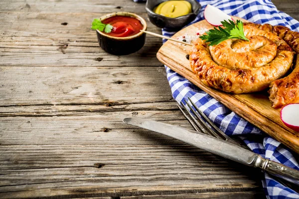 Menú Comida Oktoberfest Salchichas Bavarianas Sobre Fondo Madera Espacio Para — Foto de Stock