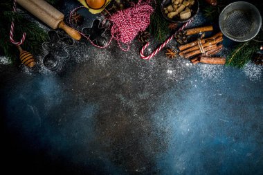 Noel için yemek pişirme xmas, koyu mavi arka plan, üstten görünüm arka plan malzemeler ile pişirme