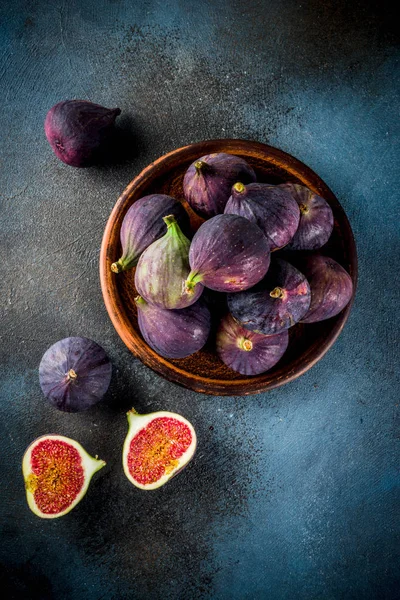 Frutas Frescas Higo Crudas Sobre Fondo Oxidado Azul Oscuro Copia — Foto de Stock