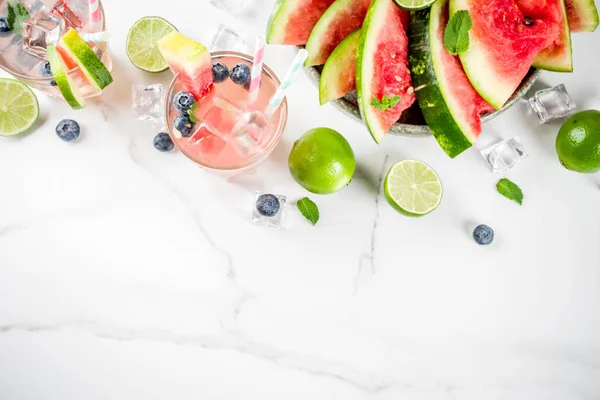 Boisson Rafraîchissante Été Cocktail Limonade Pastèque Aux Bleuets Avec Citron — Photo