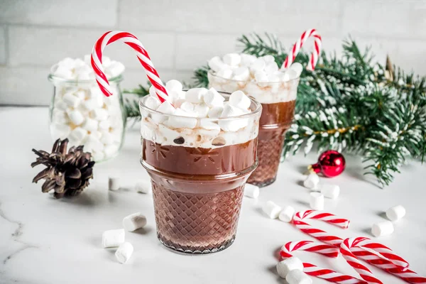 Máta Peprná Horkou Čokoládu Marshmallow Candy Cane Sladkosti Skleněné Poháry — Stock fotografie