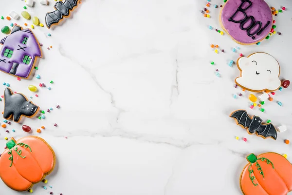 Traditionelles Gebäck Halloween Lustige Plätzchen Und Bonbons Für Kinder Gespenst — Stockfoto