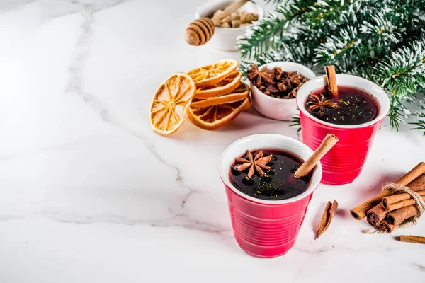 Traditional Autumn Winter Hot Homemade Cocktail Red Mulled Wine Drink — Stock Photo, Image