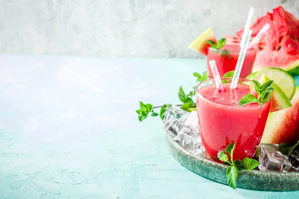 Fruktig Sommar Kall Dryck Hemmagjord Vattenmelon Juice Eller Smoothie Serveras — Stockfoto