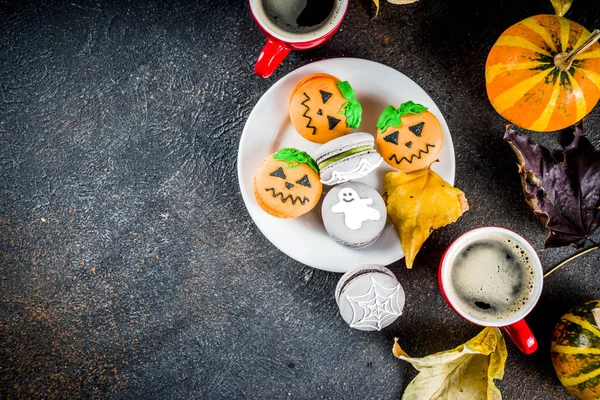 Kreatywny Pomysł Halloween Smakołyki Śmieszne Ciasteczka Makaronowe Ozdobione Pajęczynami Duch — Zdjęcie stockowe
